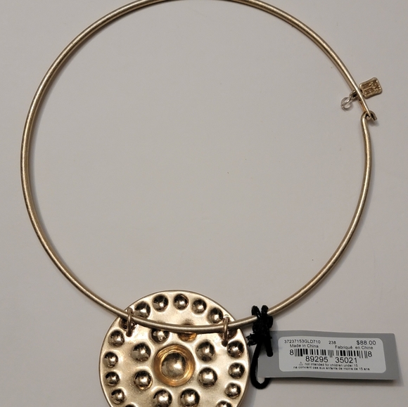 Robert Lee Morris Soho Women's Shield Pendant Round Wire Collar Necklace, Gold, - Picture 8 of 13